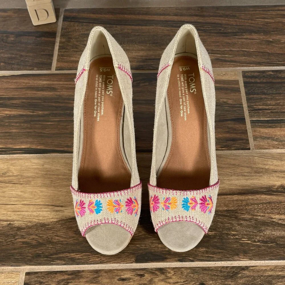 Toms Stella Womens Size 9.5 Shoes Natural Burlap Embroidery Peep Toe Wedge Heel